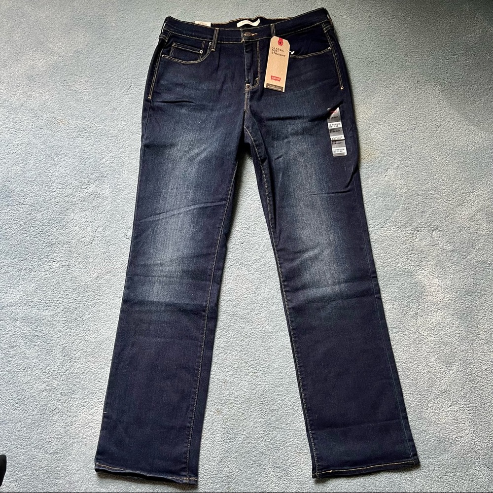NWT Women’s Levi’s 505 Straight Leg Jeans- Size 12